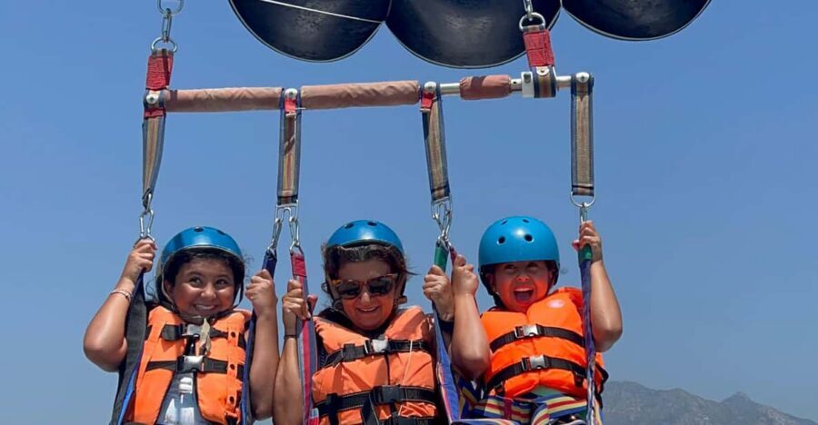 Marbella: Parasailing Flight from Puerto Banus - What you’ll actually see from above the water
