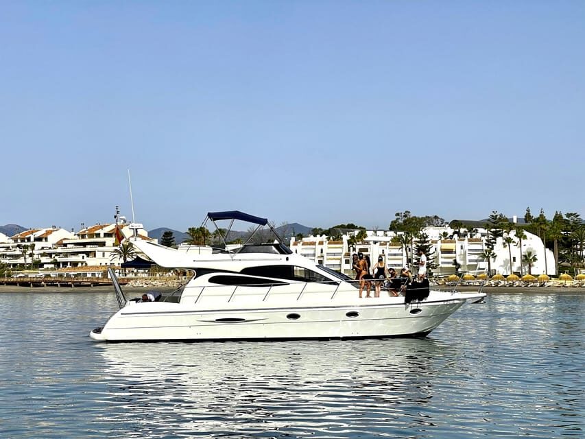 Marbella: Private Cruise in Yacht - Drinks and Snacks: Why the Included Spread Works
