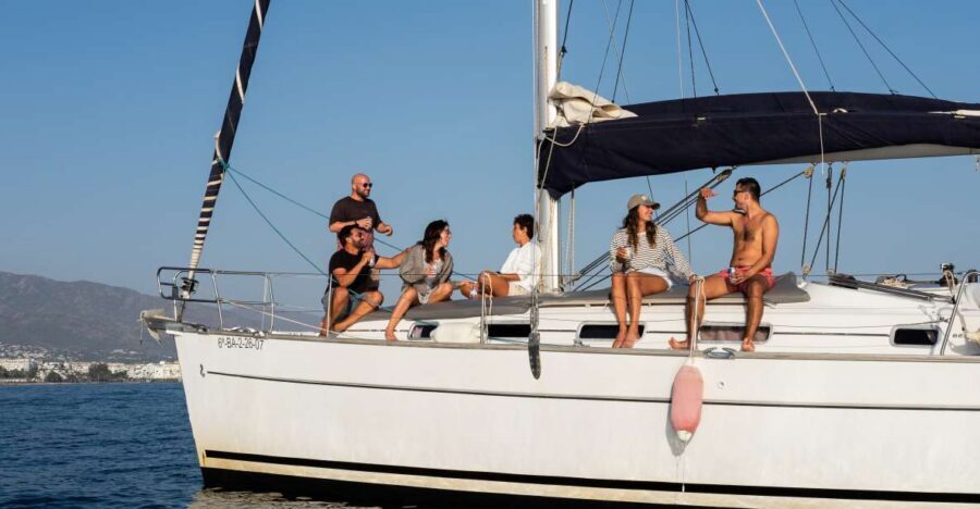 Marbella: Sailing & Dolphin Watching with Snacks and Drinks - Getting to Pier 4 in Puerto Banús without losing time