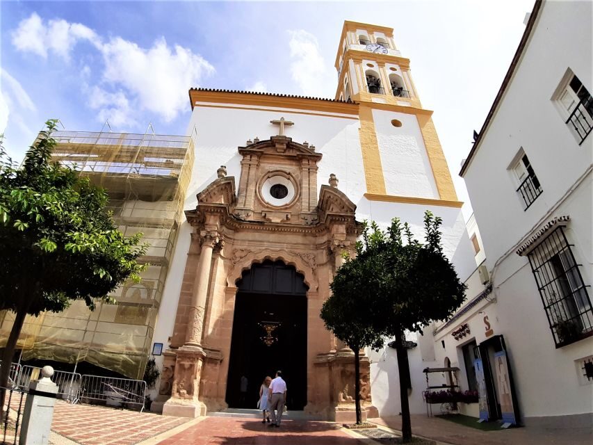 Marbella: Sightseeing Walking Tour - Dalí’s Statues: When Marbella Gets Surreal (In a Good Way)