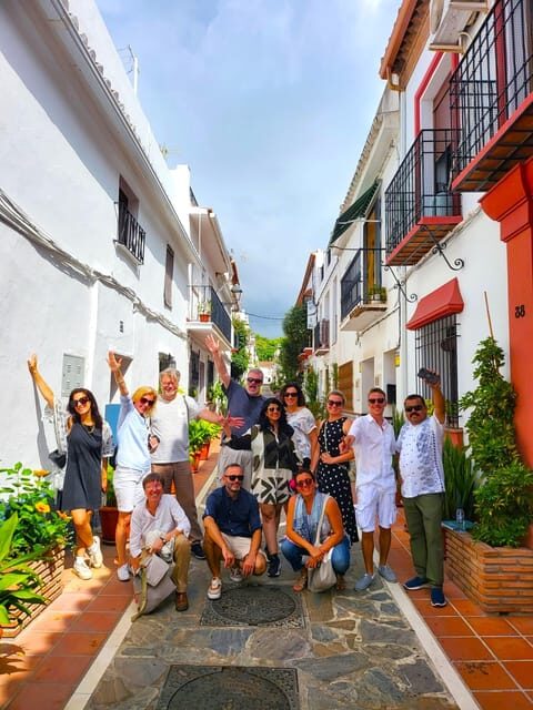 Marbella: Sightseeing Walking Tour - Moorish Castle Remnants and the Alcazaba-Style Story