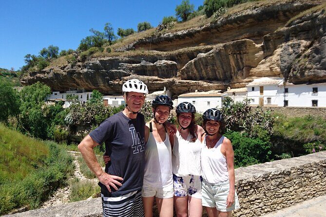 MTB (Self-Guided) Setenil de las Bodegas - 30km Easy - A quick look at guides and route help: Wayne, Heather, and Ciara
