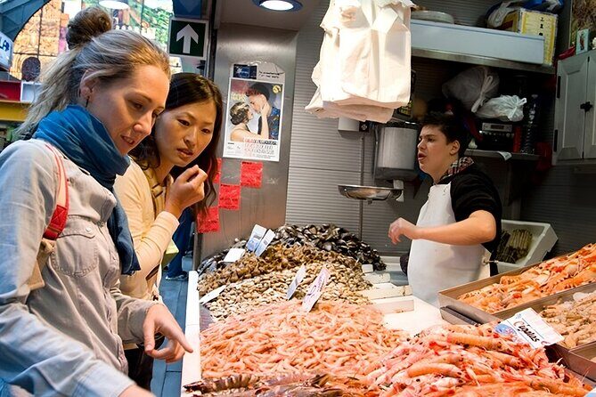 Paella Cooking Class with English Guide in Malaga - Timing and what changes on evenings and Sundays