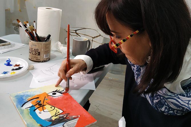 Paint your own Picasso - El Retorno de Lilith: the studio-gallery and the meeting point feel