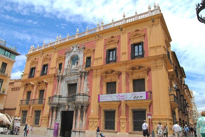 Picasso roots Private Walking Tour in Central Malaga - Stop 2: Where Picasso’s playground comes into focus