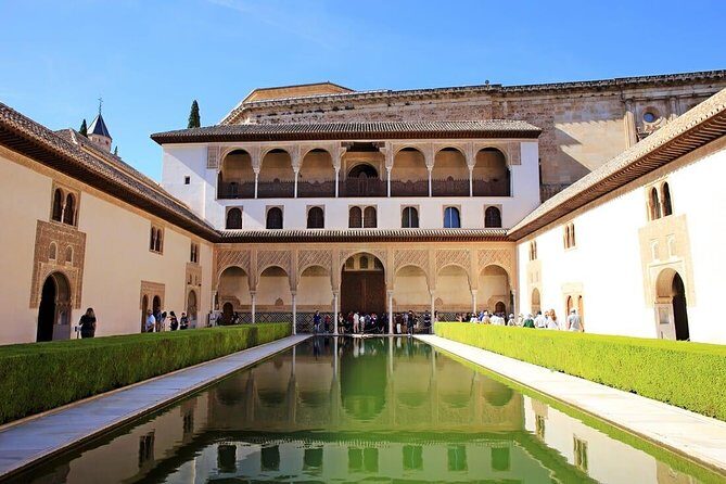 Private tour from Malaga to the Alhambra Palace and Granada - Getting from Malaga to Granada without wasting your headspace