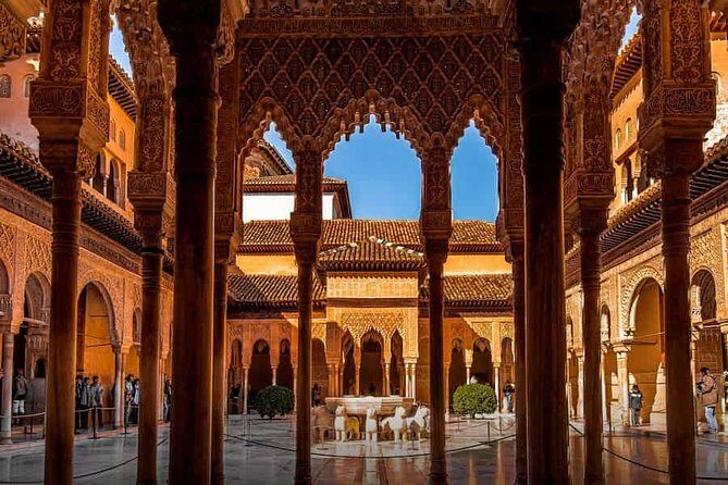 Private tour from Malaga to the Alhambra Palace and Granada - Entering the Alhambra: Nasrid palaces, Christian changes, and Charles V