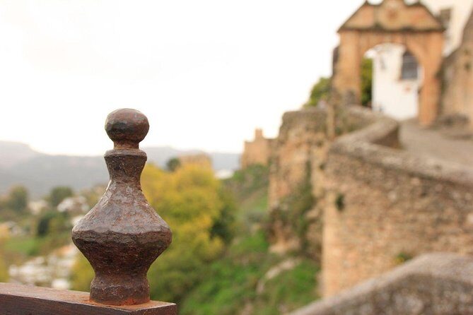 Private Tour in Ronda including the Bullring and Main Church - Stop 1: Puente Nuevo and Mirador de Aldehuela Views Over El Tajo