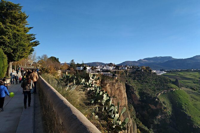 Private visit to Ronda 2 hours - New Bridge: The Symbol You See From Multiple Angles