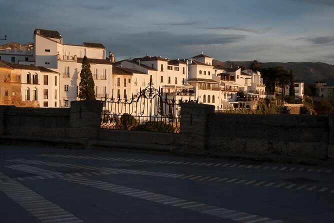Private visit to Ronda 2 hours - Palacio de Salvatierra: A Facade Stop That Adds Period Detail