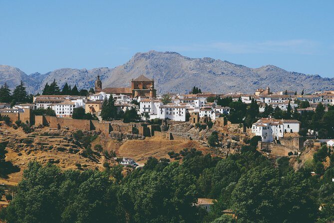 Private visit to Ronda 2 hours - Jardines de Cuenca: The Gorge Framing That Everyone Wants