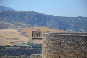 Ronda and Setenil de las Bodegas tour from Malaga - Ronda guided highlights: bridge views, Felipe V gate, and Maestranza focus