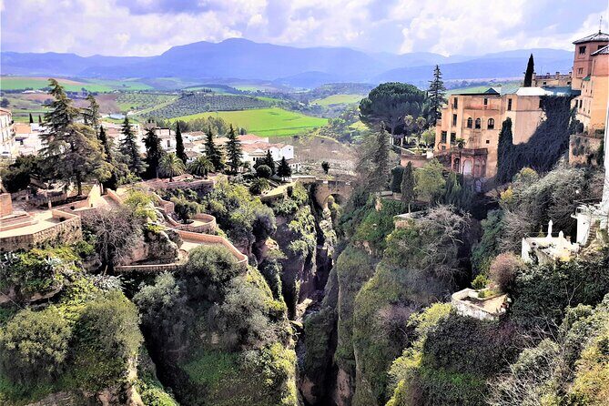 Ronda group walking Tour - Walking tips: how to avoid getting routed into trouble