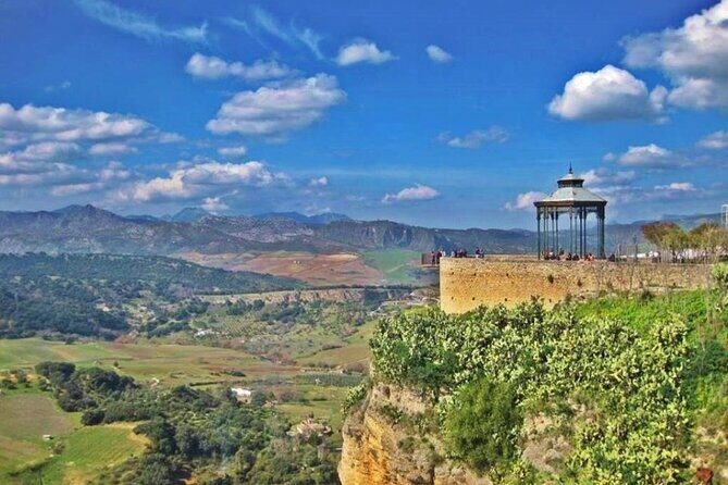 Ronda Historical Walking Tour with Bullring Entrance - Church Peeks: Santa Maria la Mayor and Nuestra Señora de la Paz