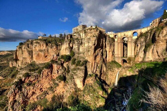 Ronda Historical Walking Tour with Bullring Entrance - New Bridge and the Guadalevín Riverfront: The Photo Stop With a Purpose