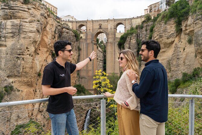 Ronda, Setenil and Sevilla Small Group Tour from Malaga - Guide and driver style: what makes this tour feel easy instead of rushed