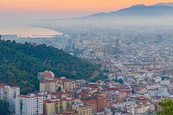 Sightseeing Quest Experience in Malaga - Price and value: what $14 buys you
