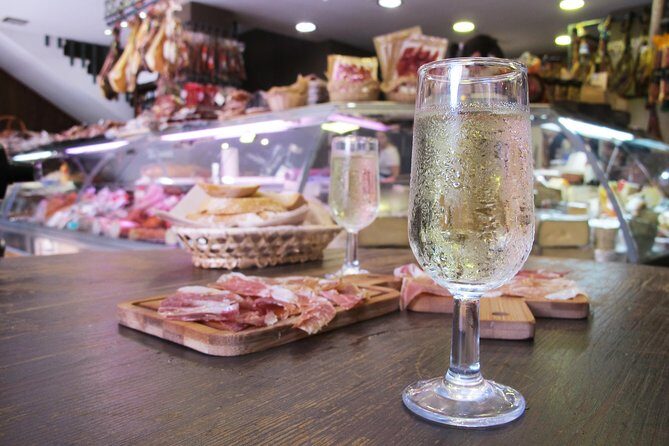 Taste of Malaga Tour : Tapas, History and Local Customs - How the Guide Changes the Whole Experience (And Keeps You From Feeling Lost)