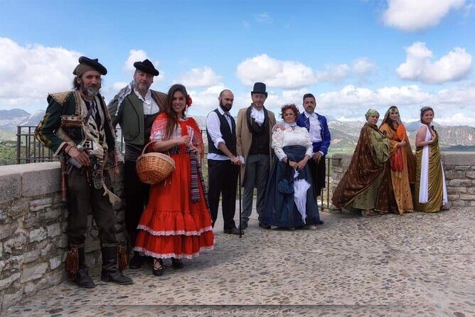 Tour in Ronda with Guided Visit and Setenil de las Bodegas - Key things to know before you go