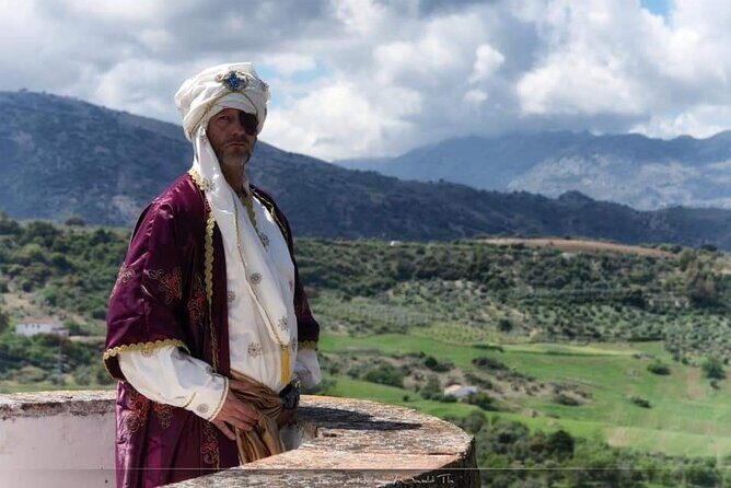 Tour in Ronda with Guided Visit and Setenil de las Bodegas - Setenil de las Bodegas: Cuevas del Sol and real walking time