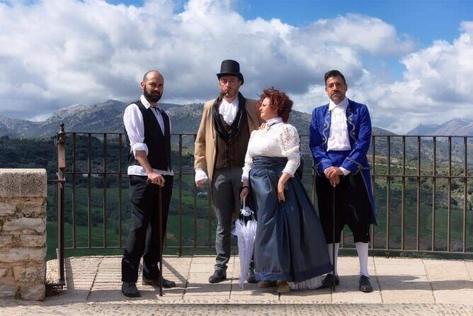 Tour in Ronda with Guided Visit and Setenil de las Bodegas - Palacio de Mondragón: Mudejar-Renaissance + a municipal museum