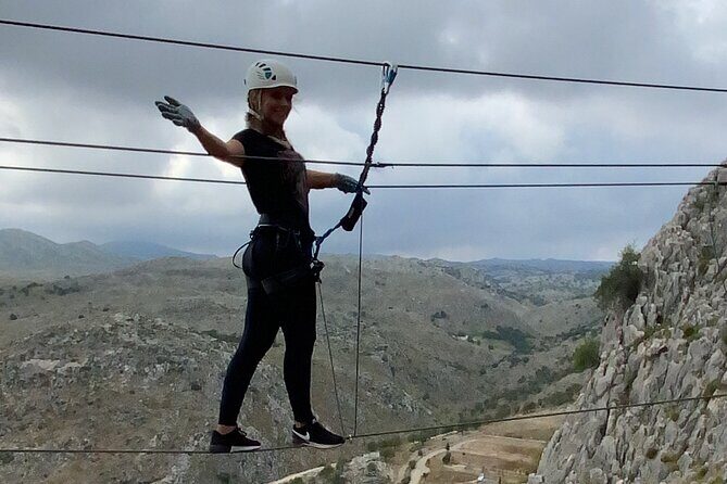 Via Ferrata & Zip Line Zafarraya - Land Art / earthworks: the quiet, creative intermission