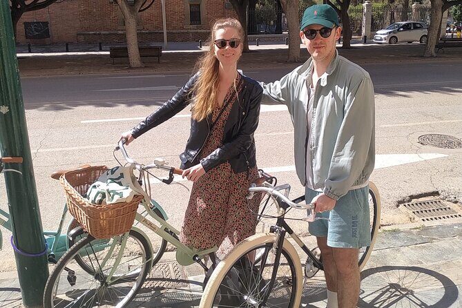 Vintage Style Bike Rental in Malaga - Why a vintage bike rental changes the way you see Malaga