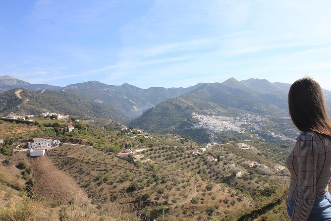 White Villages Tour in the Nerja area: Small-Group Tour and Lunch - A calm, small-group route through Andalusia’s white villages