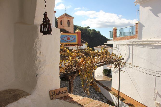 White Villages Tour in the Nerja area: Small-Group Tour and Lunch - Guide and pacing: why this day doesn’t feel rushed